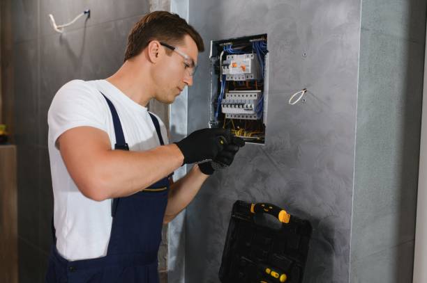 Professional Electrician in Farmington Hills, MI