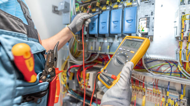 Best Emergency Electrician Near Me  in Farngton Hills, MI